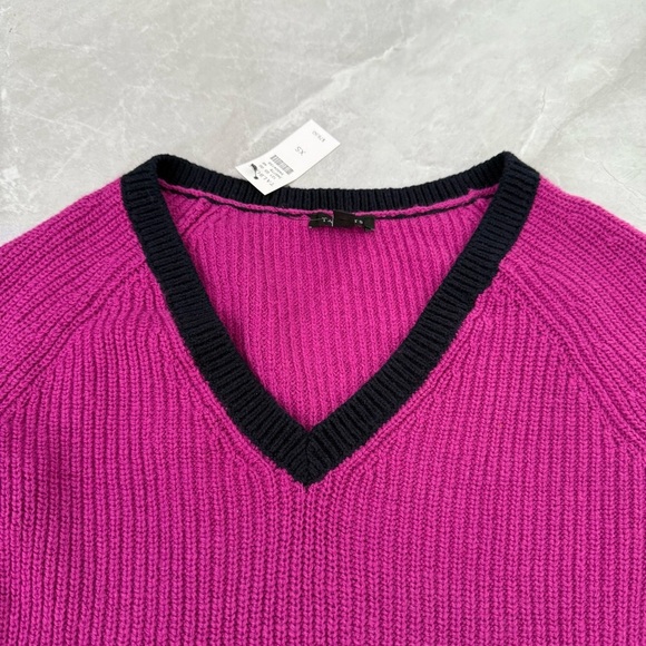 Women’s Talbots Ribbed Color Block Long Sleeve V-Neck Sweater XS - Picture 3 of 16